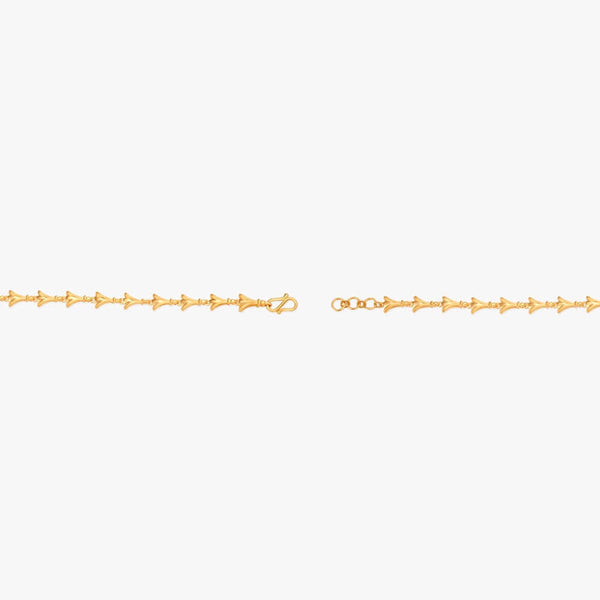 22K yellow-gold flowerbud chain bracelet, split view of clasp and links