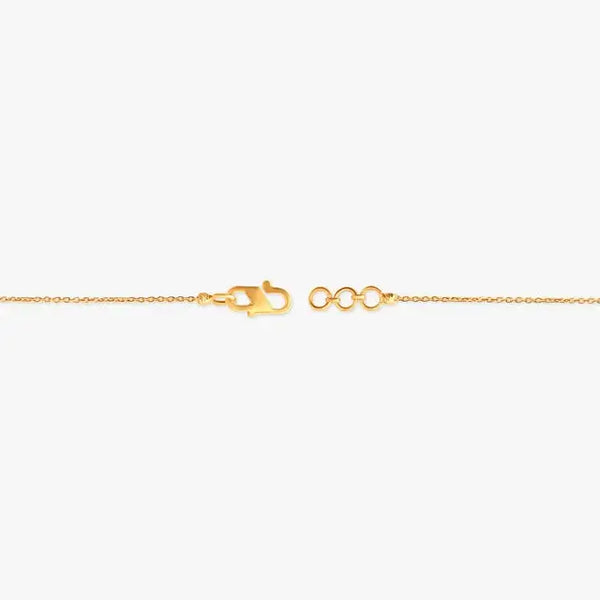 Gold-tone geometric bracelet clasp and connected chain with small link motifs
