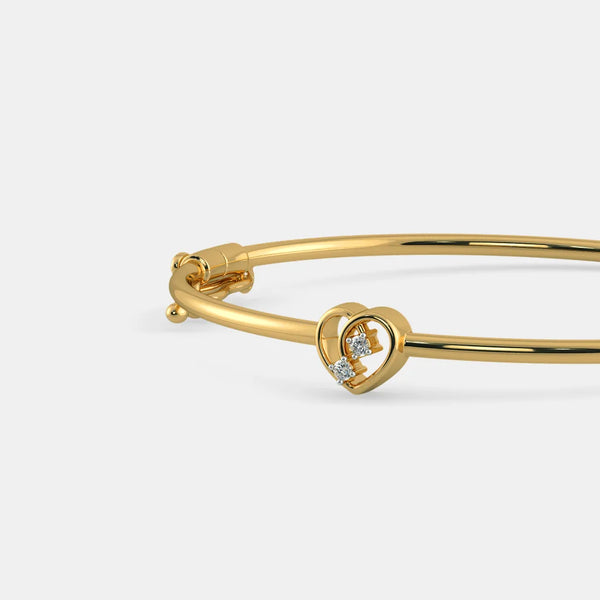 The Akira Oval Bangle