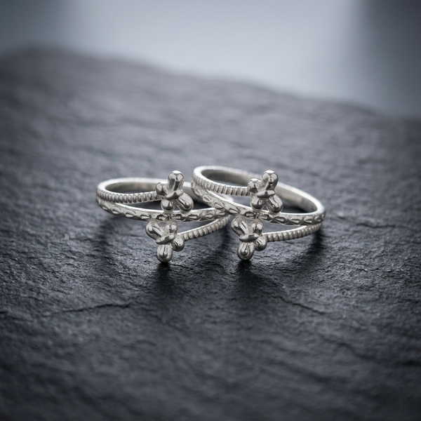 Silver Butterfly Cross Adjustable Toe Ring (Bichiya) for Women & Girls - Aggarwal jewels