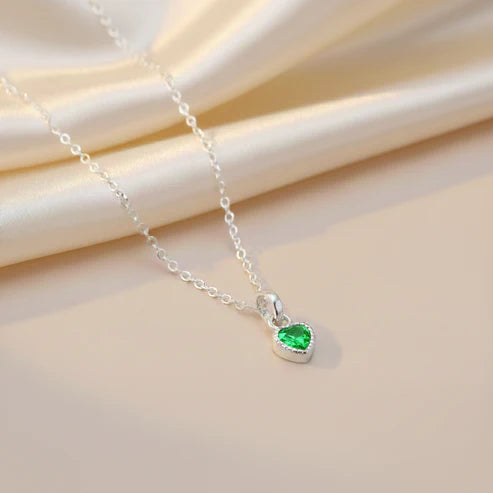 Premium Heart-Shaped Stone Silver Pendent Necklace - Aggarwal jewels