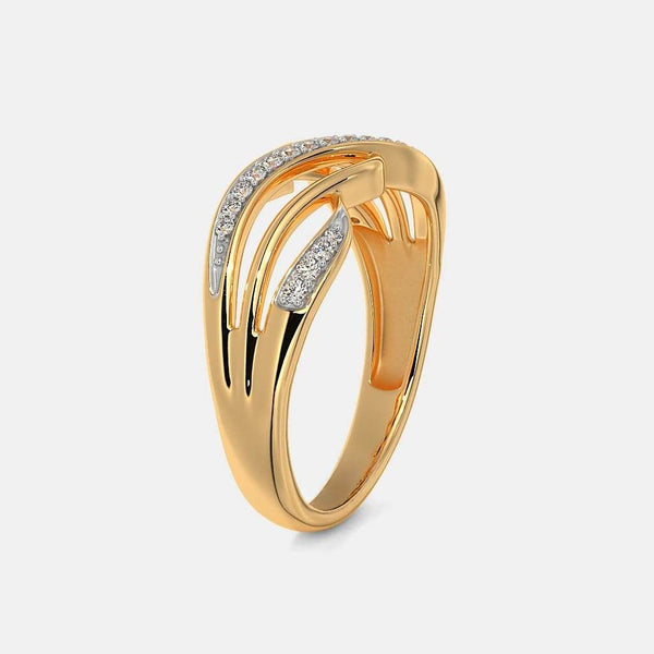 Gold ring with diamond pavé and marquise diamond centerpiece