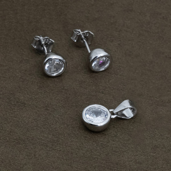 Silver Round Solitaire Pendant & Earrings Set